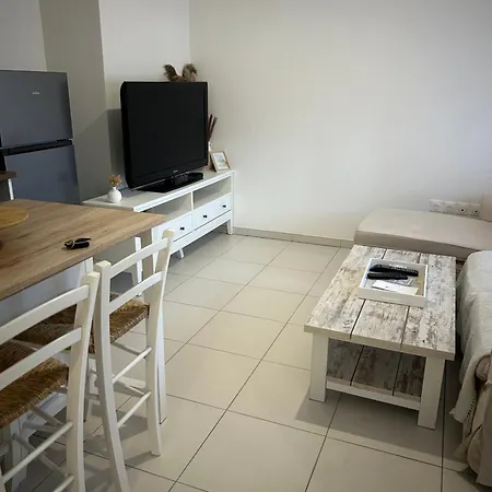 T2 Recent Sabine Апартаменты